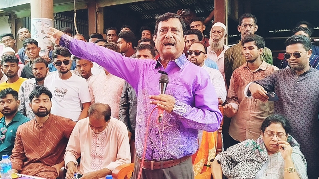 নির্বাচন করলে ৩টা সিট পাবে না, কিন্তু ৩০০ সিটের পাওয়ার দেখাইতেছে